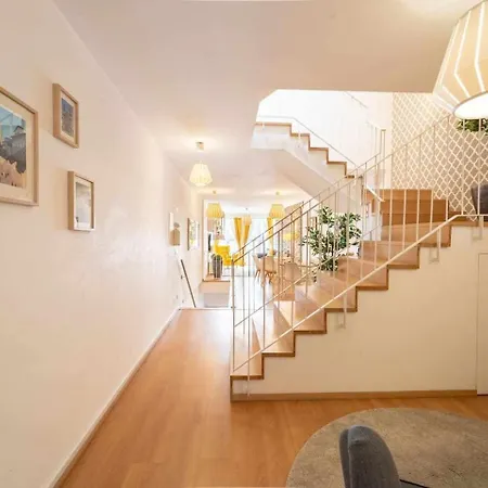 Se Guest house *